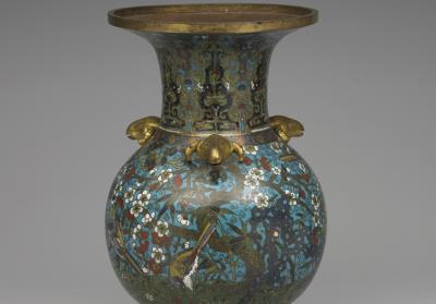 图片[2]-Cloisonne tsun vessel with three goat heads and Jingtai reign mark. Early 17th century, Ming dynasty.-China Archive